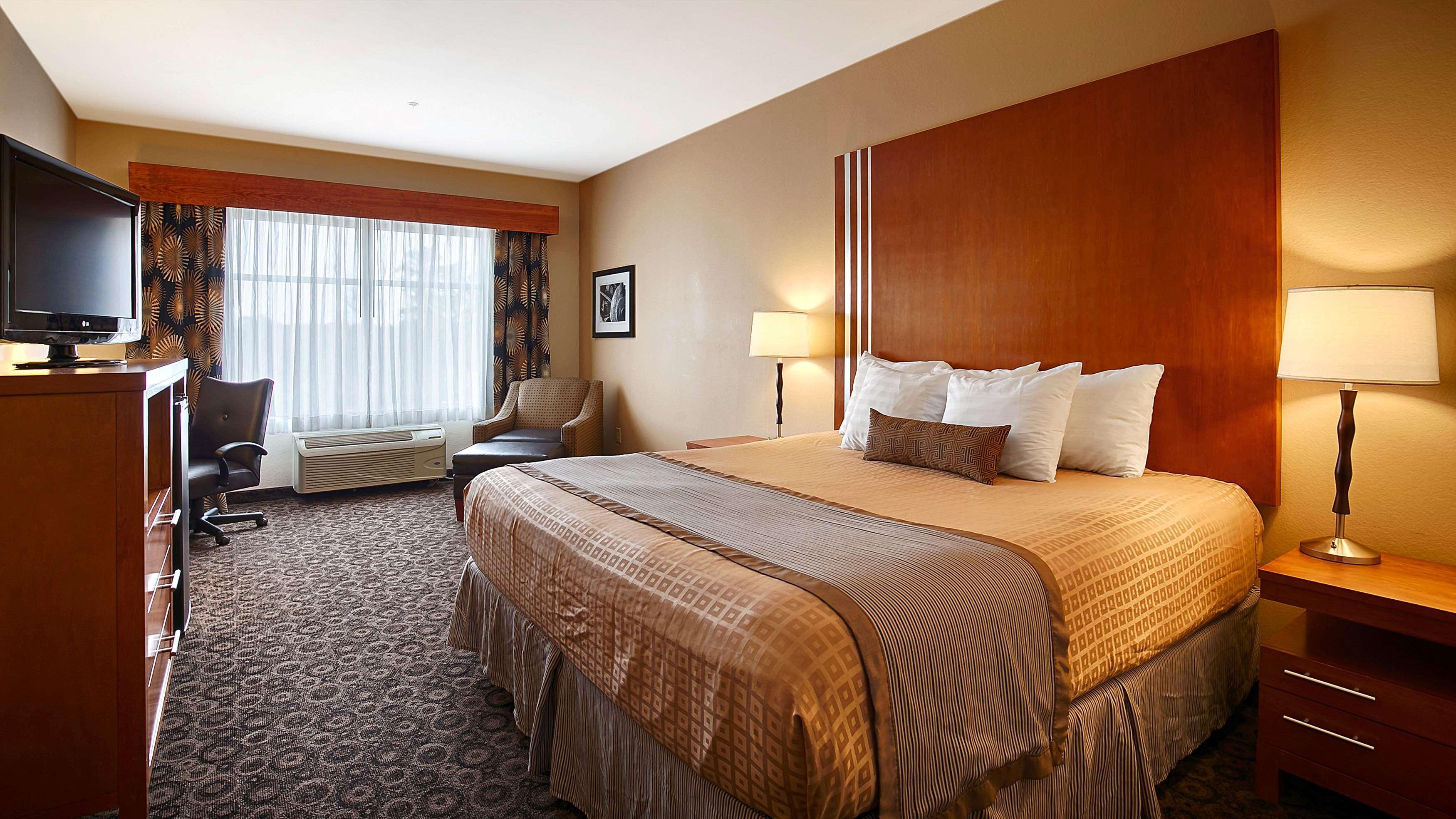 Best Western Plus Rose City Conference Inn Thomasville Bagian luar foto