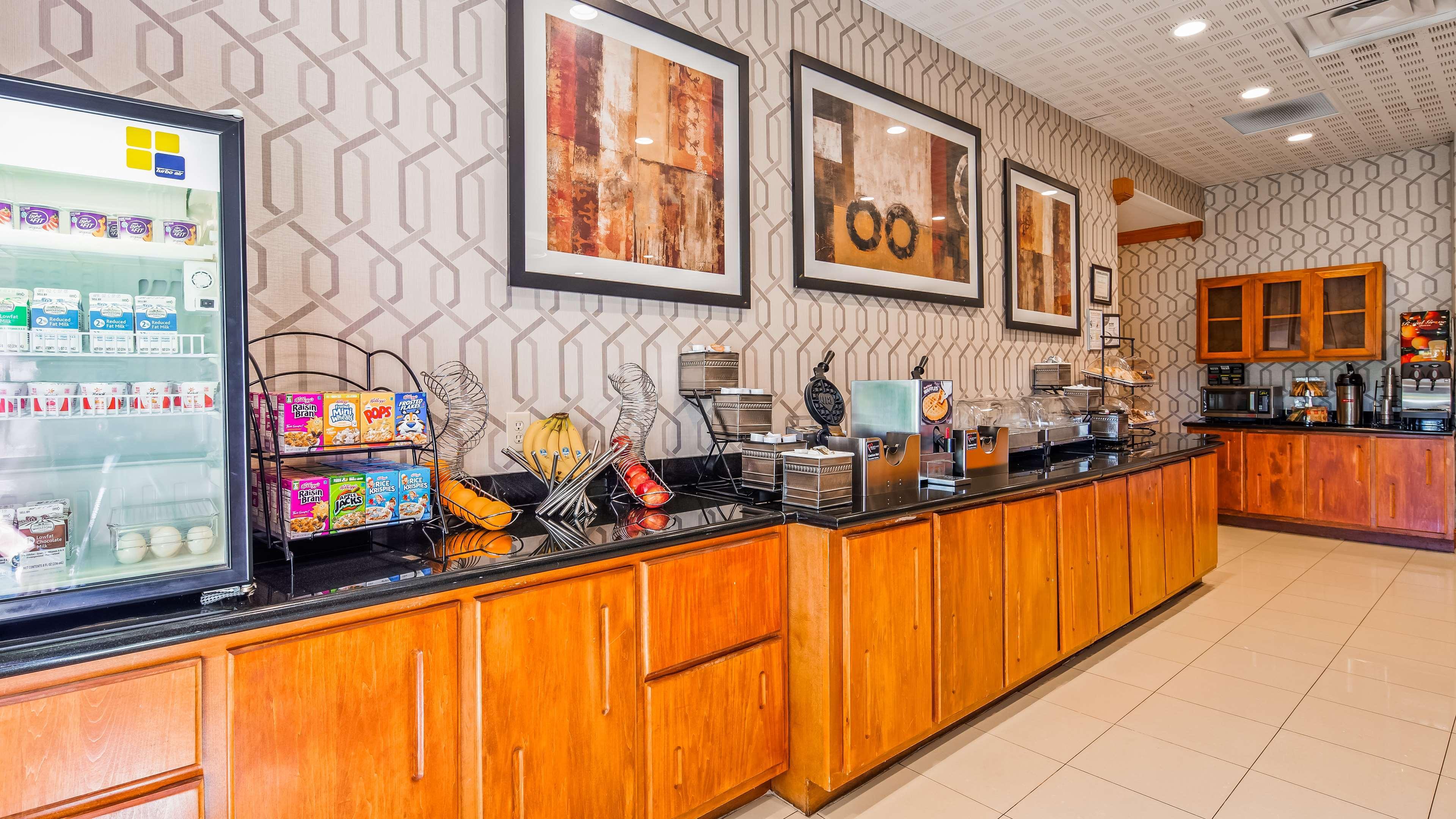 Best Western Plus Rose City Conference Inn Thomasville Bagian luar foto