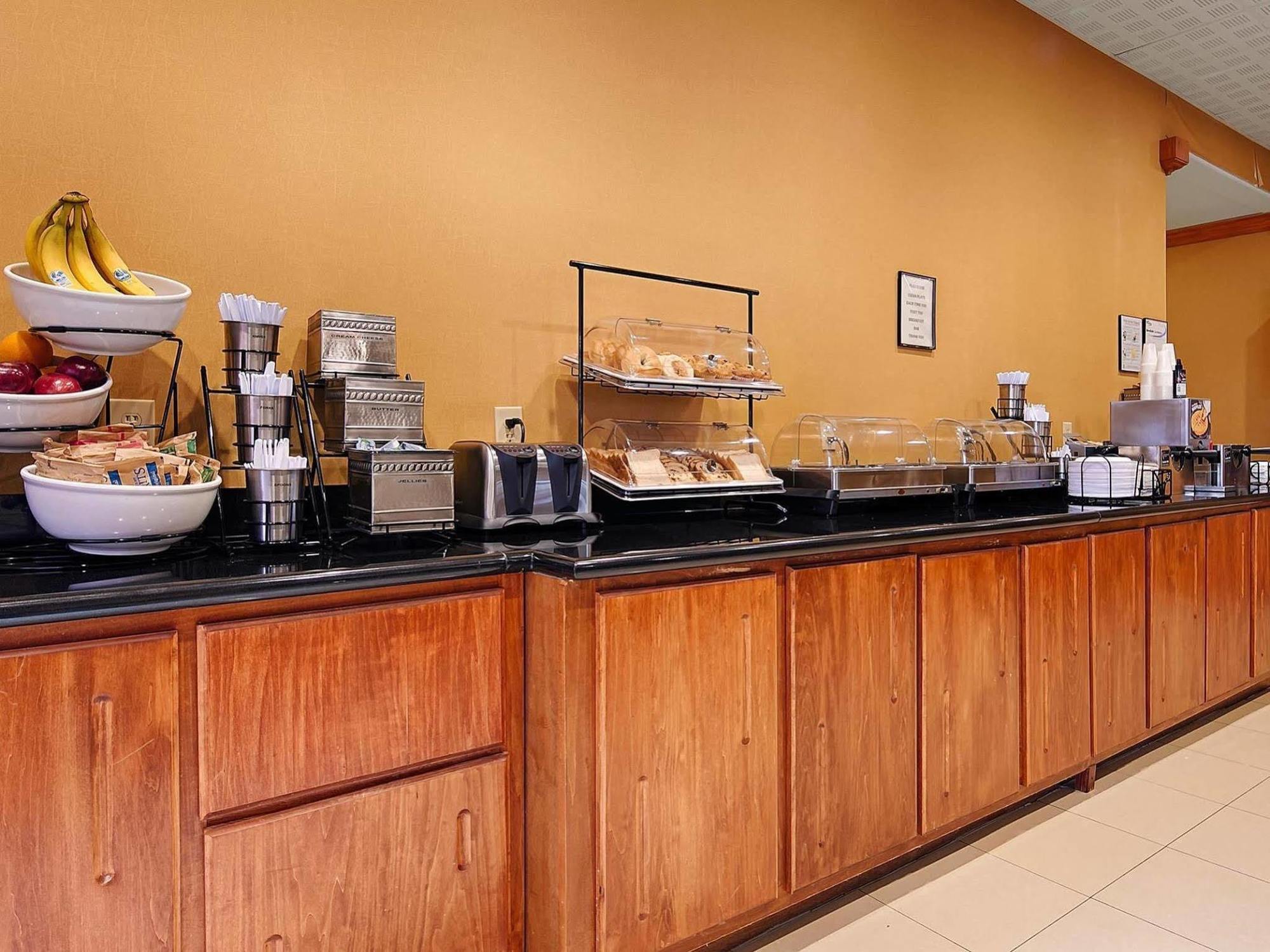 Best Western Plus Rose City Conference Inn Thomasville Bagian luar foto